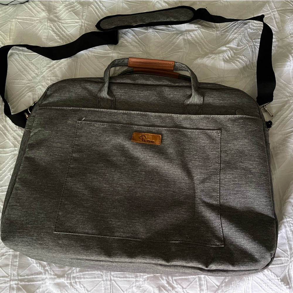 Extra large laptop bag